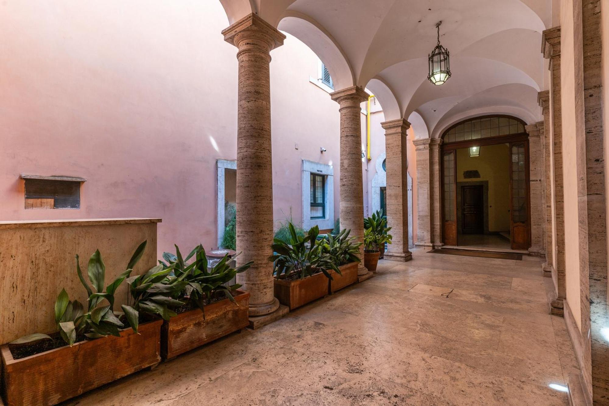 Gasthof Spanish Step Dream *