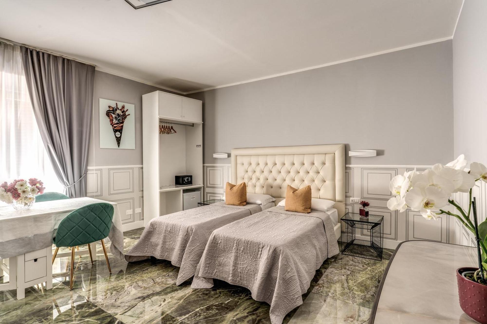 Spanish Step Dream Gasthof *